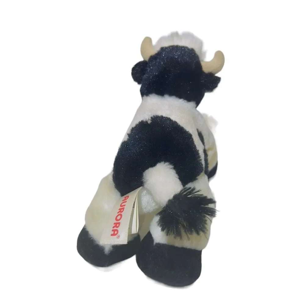 Aurora 2017 Black White Cow Bull 8